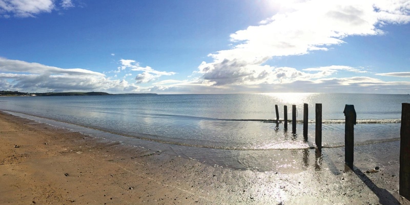 redbarn blue flag beach